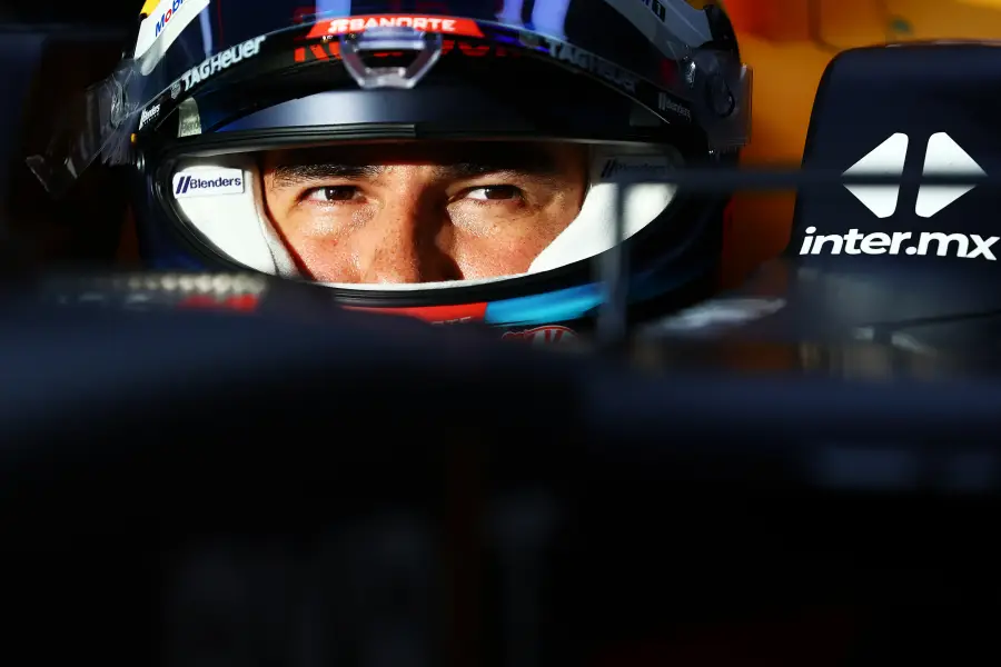 「ペースとリズム取り戻した」ペレス、Q3の黄旗でチャンスを逃す！「新しいタイヤを温存したが残念」と振り返る