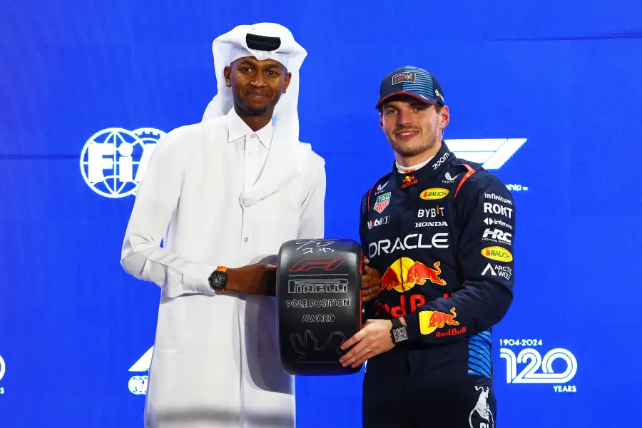 【F1カタールGP予選】接戦の角田Q2敗退　フェルスタッペンも“驚き”のポール！「邪魔された」ラッセルは0.055秒差、巻き返したペレス9番手！