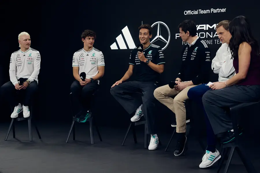 なぜ今F1に参入するのか？アディダスのメルセデス用スーツは老舗ブランドと共同開発