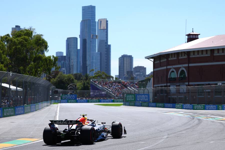 レッドブルF1、マクラーレン相手に1台で戦える？ホーナー代表「フェルスタッペンは素晴らしかったが…」不運続くローソンを擁護【F1オーストラリアGP予選】