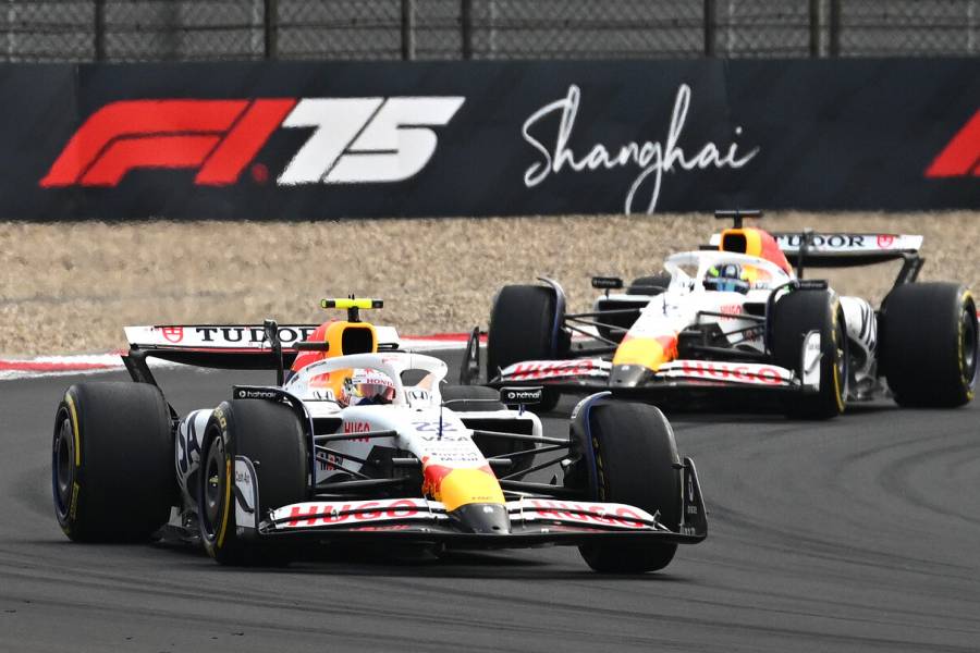 日本GPは大丈夫？レーシングブルズ落胆…2台ともトップ10スタートから無得点！メキース代表、角田裕毅の速さを評価