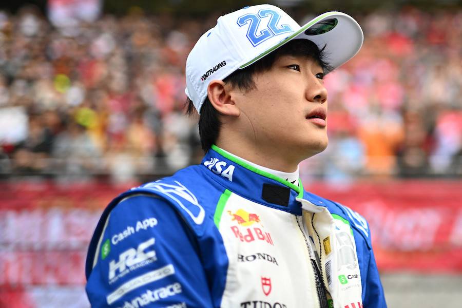 もしあなたが角田裕毅のマネジャーだったらどうする？元F1勝者は「行かせない」と断言！レッドブルは「茶番」「燃え尽きるだけ」