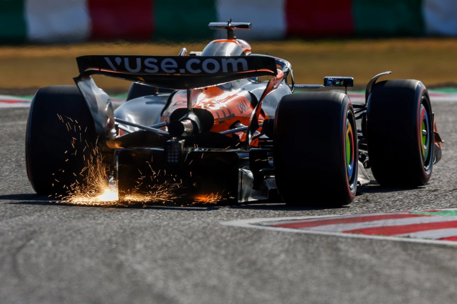 また芝生が燃えてFP3も赤旗中断…「芝刈りをして散水」したのに…F1日本GPで続く火花問題―対策は不十分か