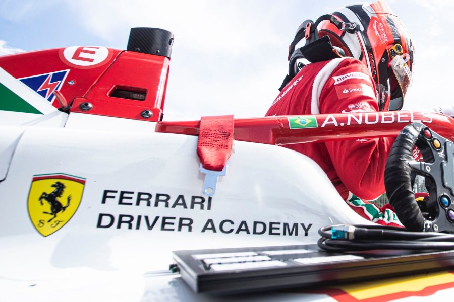 「入学金」？フェラーリF1育成プログラムの“裏側”を16歳カート王者が暴露、届いた契約書に驚愕…“有償アカデミー”の実態とは