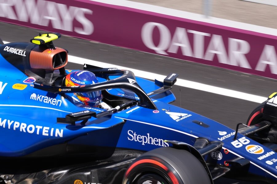 【動画】カルロス・サインツ「間違えた、ごめん」ウィリアムズのピットを通り過ぎる珍事／F1日本GP