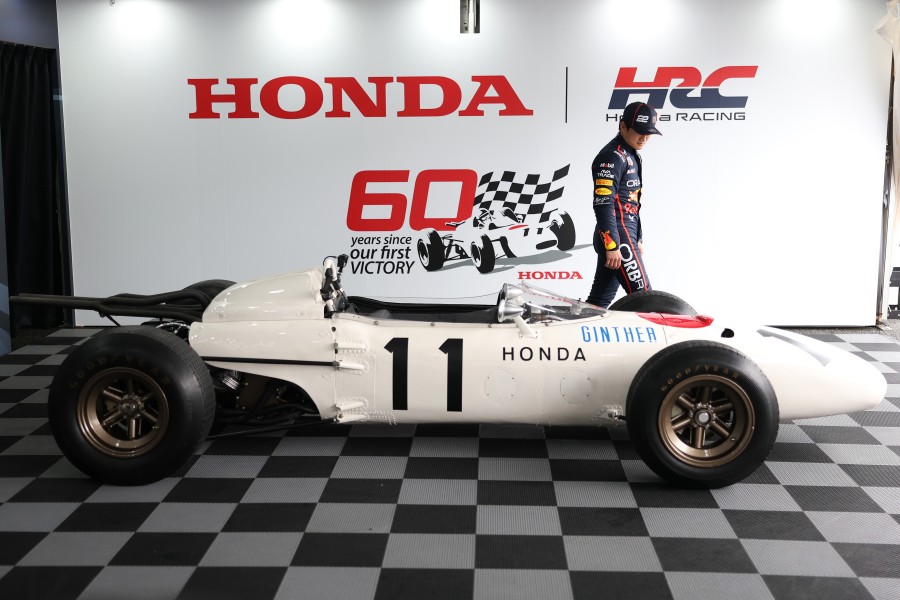 【画像集】F1日本GP、ホンダブースに驚きの展示！出張中の「RA272」に代わって展示されていたのは…