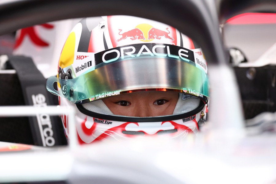 【F1日本GP：FP1】開始30分、レッドブル好位置！角田裕毅はフェルスタッペンに次ぐ4番手に