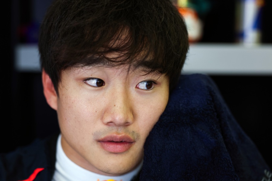 【F1バーレーンGP：FP2タイム／前車差】最速はピアストリ、角田裕毅は18番手に沈む..ハジャーはフェルスタッペン上回る6番手！