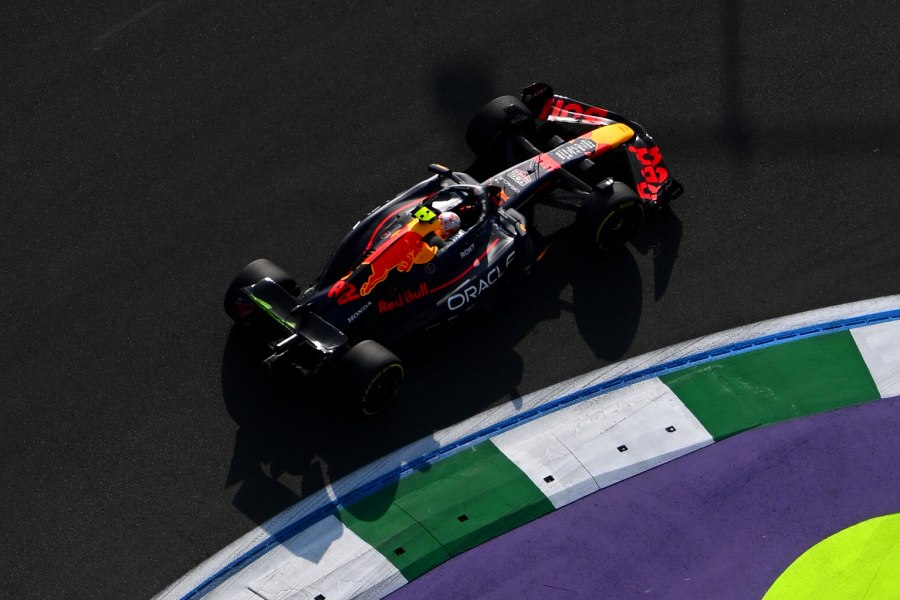 【FP2途中経過】角田裕毅が4番手！フェルスタッペンと0.4秒差で上位争い／F1サウジアラビアGP