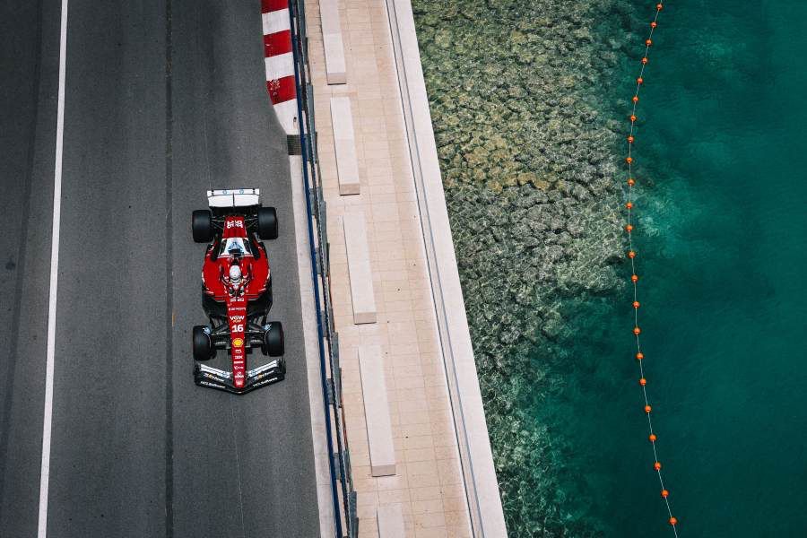 ルクレール、地元モナコで快走スタート！「どのタイヤでも好感触」予選勝負へ自信あり／F1モナコGP初日
