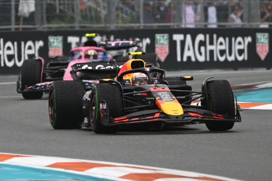 【続報】角田裕毅が7位に繰り上がり！アルボンにSC違反で2ポイント獲得／F1マイアミGPスプリント