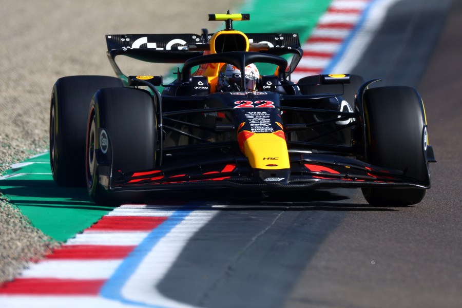 【FP2タイム／前車差】角田とフェルスタッペンは0.092秒差！ハジャーはチームの地元で赤旗…好調マクラーレンが初日連続1-2／F1エミリア・ロマーニャGP