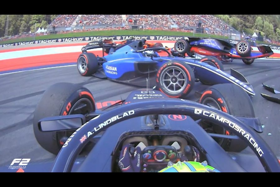 【画像】F2大クラッシュ！リンドブラッドの頭上を飛び越え横転…3台巻き込むも奇跡の無傷、ハローが命守る