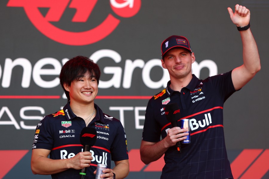 角田裕毅は「パンケーキじゃない」フェルスタッペンが擁護、マルコは予選最下位に「ガッカリ」…“若手潰すな”の声も