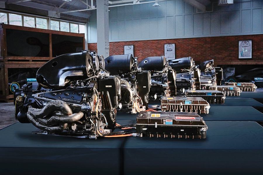 2026年F1は奇妙な音に…メルセデスPU責任者が語る“仕組み”「ブレーキ中でも“アクセル全開音”が鳴り響く」