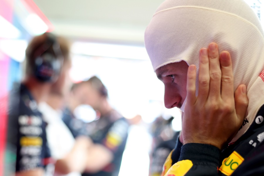 父ヨス不満爆発「角田が証拠だ」フェルスタッペンの契約解除条項発動…既に条件未達で“自由の身”か？