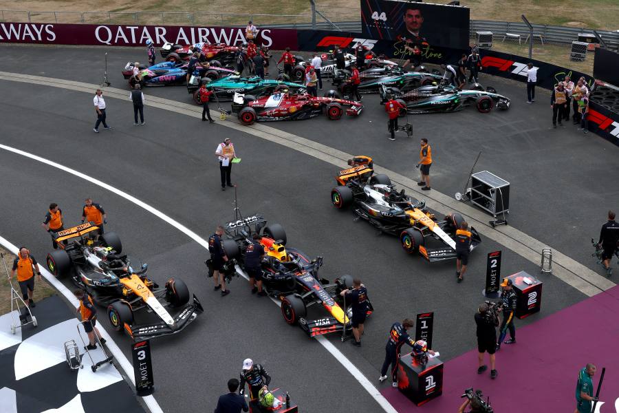 【F1イギリスGPスターティンググリッド】角田裕毅は11番から入賞目指す！予選7・8番手キミ・アントネッリとベアマン降格