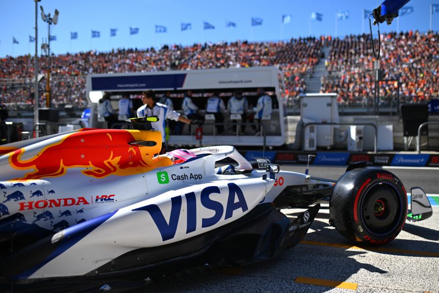 レーシングブルズ「3戦連続2台でQ3進出！素晴らしい」ハジャー4番手＆ローソン8番手にデゾトー車両責任者も称賛／F1オランダGP予選