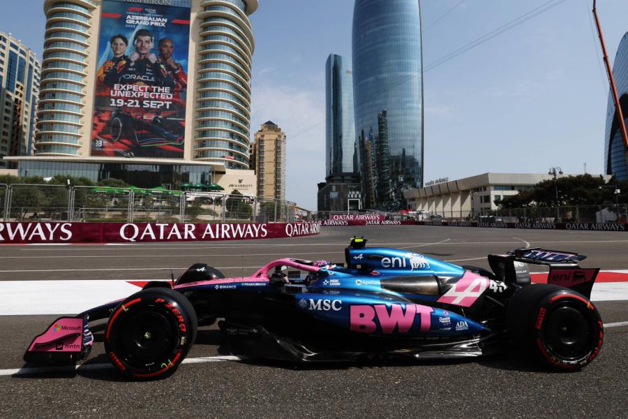 アルピーヌのコラピント、突風に泣く「リアを失った」改善手応えも壁に接触／F1アゼルバイジャンGP