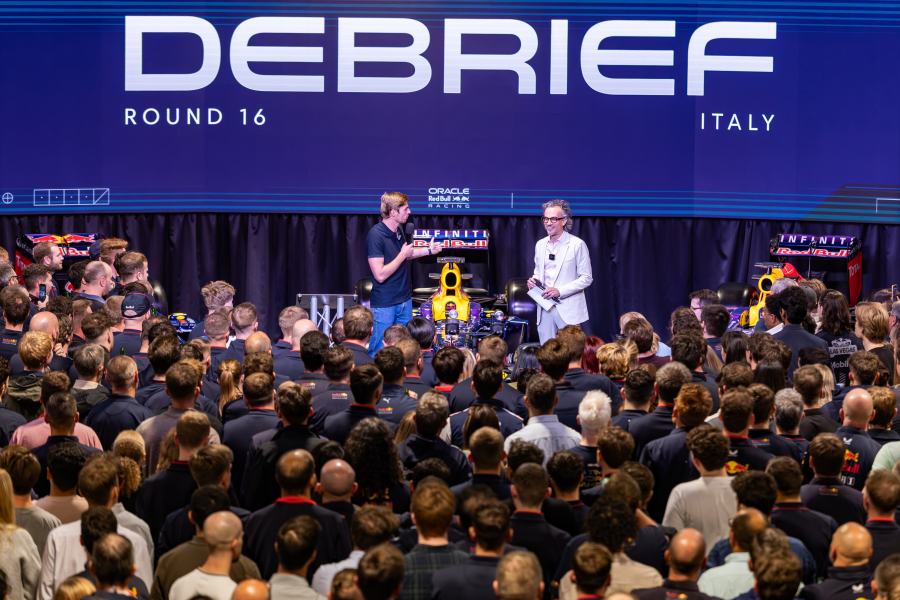 フェルスタッペン「セットアップで前進」イタリア圧勝の勢いでバクー挑戦へ／F1アゼルバイジャンGPプレビュー