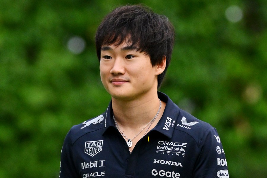 角田裕毅、ホンダPU契約のアストンマーティンF1移籍の可能性再浮上　RB首脳やアルボンも擁護発言「同僚は史上最高のドライバー」