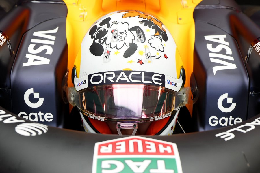 悩む角田裕毅「ロングランデータ不足」FP1 9番手→FP2 11番手　F1シンガポールGP初日で課題浮き彫り