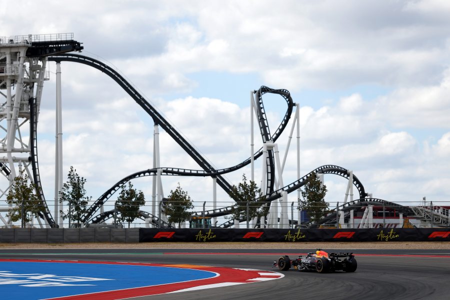 【動画・画像】F1アメリカGP会場に新名物“垂直スタート”ジェットコースター登場！メルセデスのアントネッリも挑戦