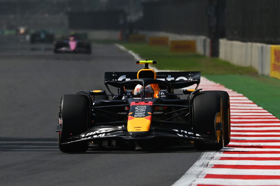 【F1メキシコシティGP：FP2タイム／前車差】角田裕毅0.491秒差の7番手で好調維持！フェルスタッペンが貫禄の首位！ルクレールとアントネッリ迫るもマクラーレンは爪隠す