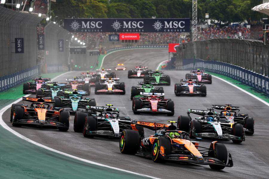 【F1サンパウロGPスプリント:タイム／前車差】赤旗・接触・クラッシュ続出の波乱！ノリス逃げ切り、アントネッリ迫るも2位