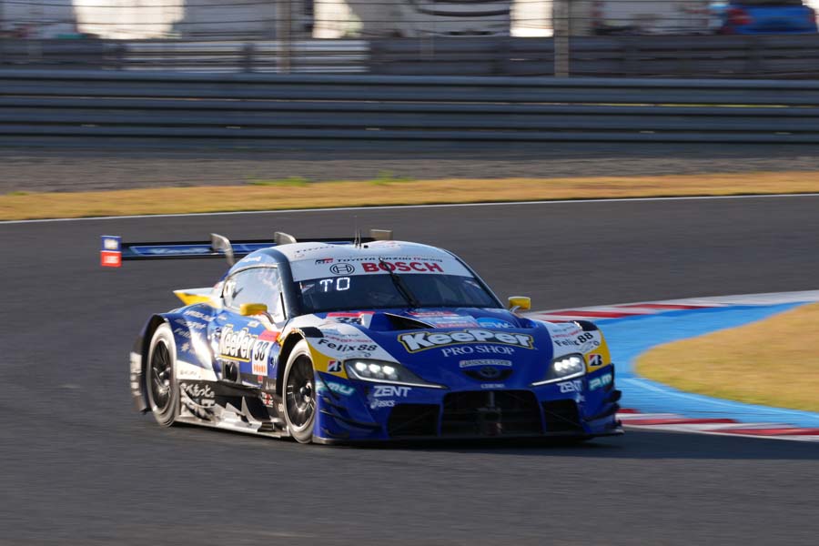 【動画:スーパーGT最終戦もてぎ予選結果】KeePerスープラがPP！GT500ラストラン石浦に大湯「花を持たせたかった」と感無量　GT300のPP獲得SUBARU BRZもEJ20エンジン最後の戦いへ