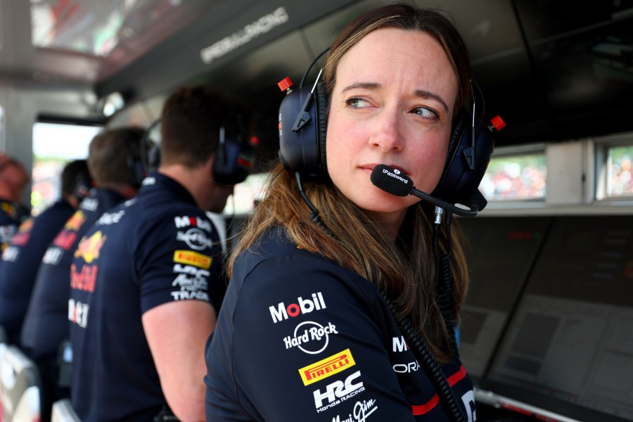 レッドブル戦略責任者シュミッツ「スプリント予選は期待外れ」決勝は“25周タイヤ制限”で戦略激変か