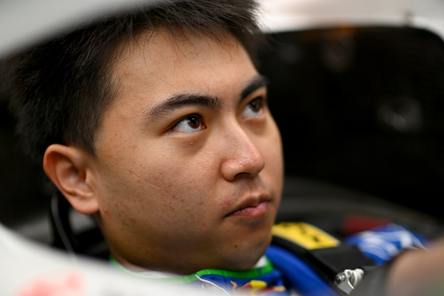 岩佐がFP1で貴重データ収集！ハジャーはバランス苦戦、ローソンはフィーリング不足…最終戦へ改善課題【F1最終戦初日】