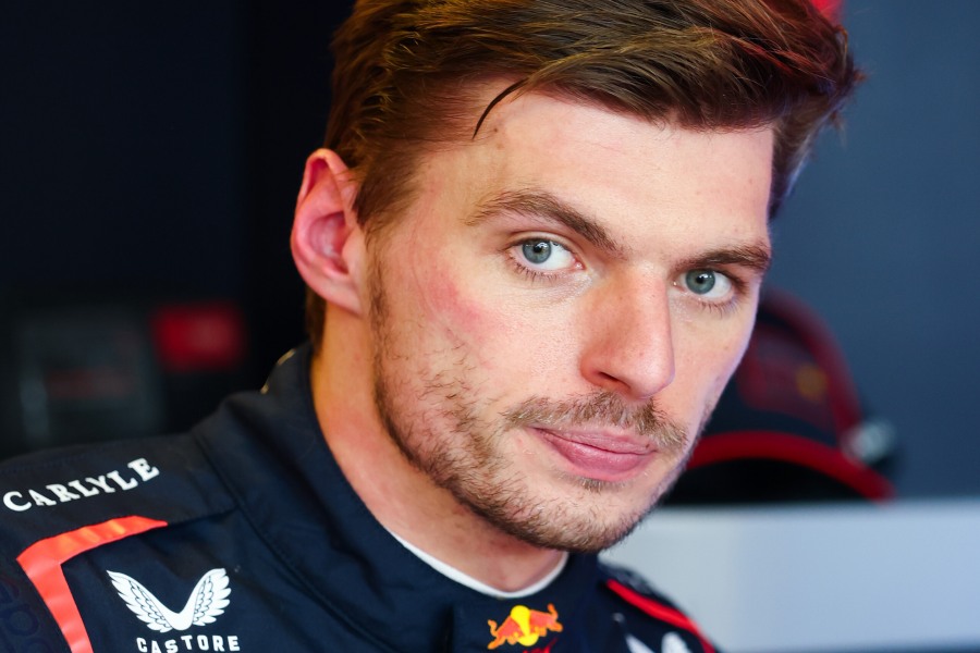 フェルスタッペン、5連覇懸けた初日は2番手止まり「まだ速さが足りない」…レースペース改善がカギに【F1最終戦】