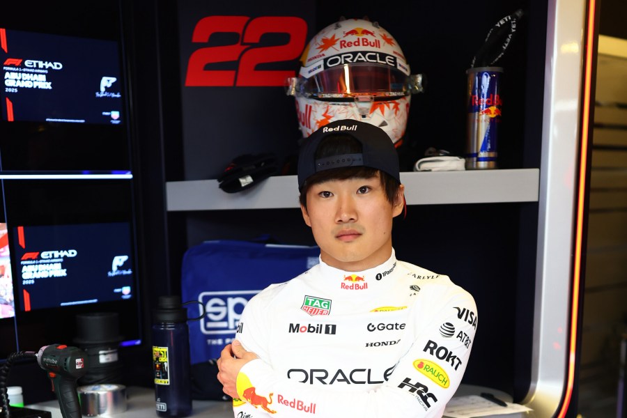 【F1アブダビ予選Q1タイム／前車差】角田裕毅15番手で辛くも通過！ハミルトン脱落！ピアストリ最速、追うフェルスタッペン、ノリスは余裕？