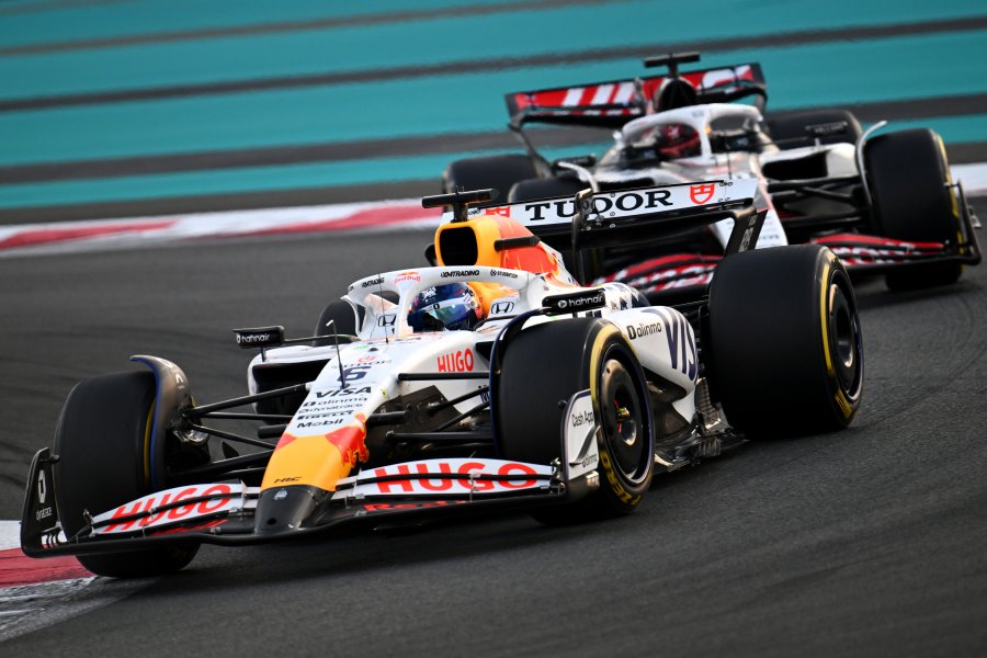 来季は角田のシートに昇格のハジャー「誇りに思う」1年を総括「素晴らしい旅だった」F1デビュー年を胸張る理由とは？チーム6位に貢献【F1アブダビ】