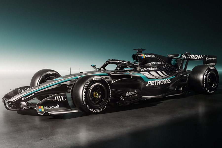 【F1新車カラー】メルセデス、2026年マシン「W17」カラー発表！次世代F1時代へ踏み出した最初の一歩
