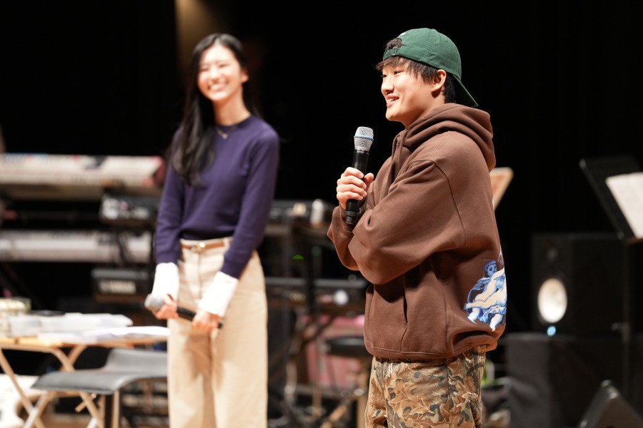 角田裕毅が語った激動の2025年　地元開催ファンミーティングの熱気をフジテレビが放送