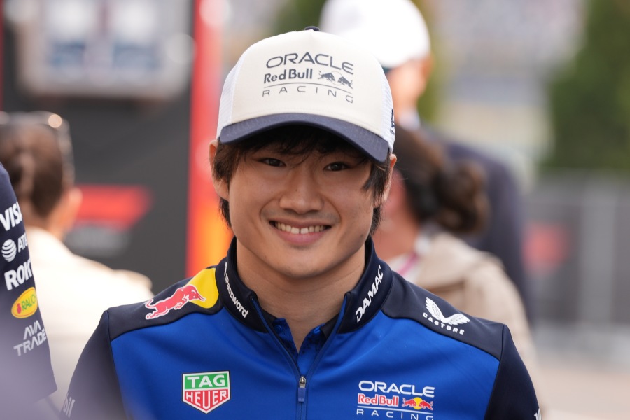 F1日本GP角田裕毅「まったく違うマシン」ハジャー躍進でフェルスタッペンに迫る理想の相棒