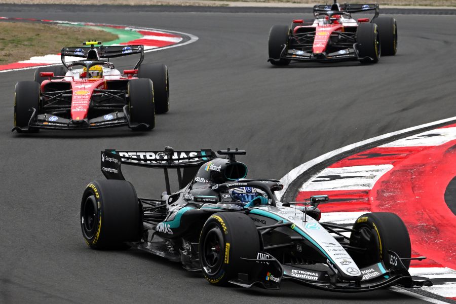 フェラーリがメルセデスに約0.4秒差まで接近　ハミルトンは古巣警戒「まだ底力あるはず」