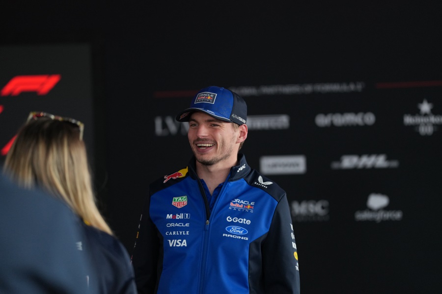 チームにもマシンにも失望、こんなフェルスタッペン見たことない　混乱レッドブル長期休養容認へ