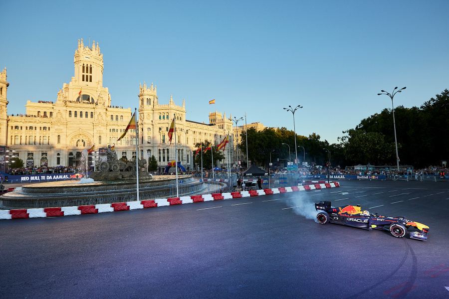 新スペインGPマドリード、工事に遅延報道「砂場状態」9月開催影響は･･･新バンクコーナーはF1の象徴に