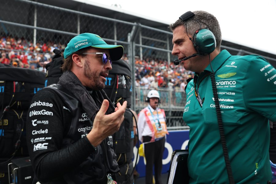 粘り強く･･･アロンソ、ホンダF1の信頼性改善に手応えも次なる課題　アストンマーティン今季初の2台完走