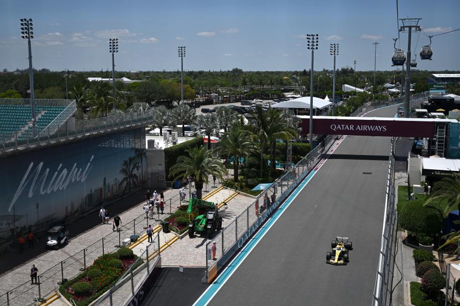 【F1マイアミGP】雷雨確率70%で「赤旗」の懸念 、新ルールにも影響か　開催可否を緊急協議