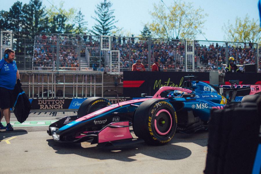 約1,150億円、メルセデスがアルピーヌ株取得を断念か　ホーナーのF1復帰計画は不透明に