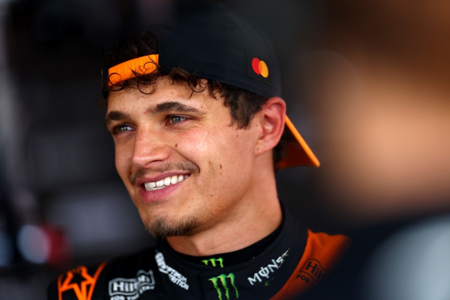 F1王者ノリス「嫌なやつになる必要はない」歴代王者との決定的な違いとは