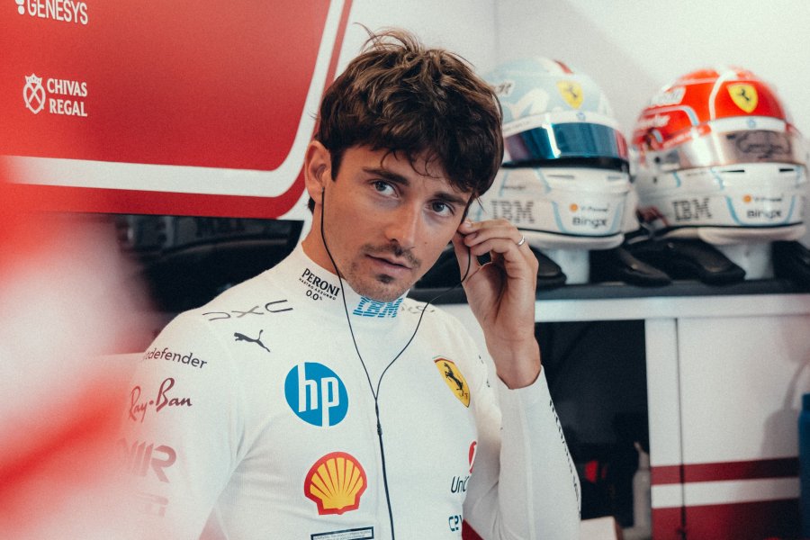 フェラーリ残留のルクレール「他チームからのオファー」認める　過熱するF1ドライバー市場、ハミルトンとフェルスタッペンの去就にも注目