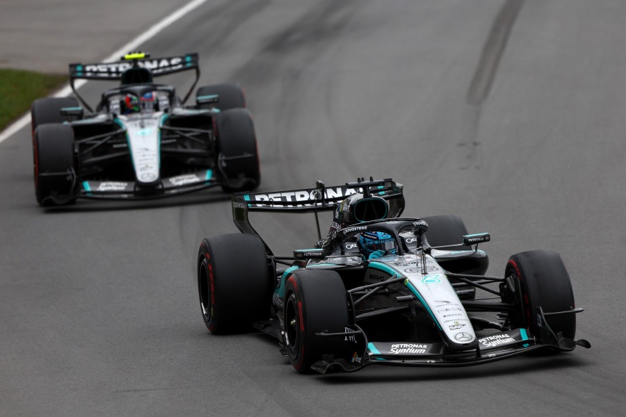 メルセデスF1にバッテリー不安浮上　ラッセル車の故障原因究明へ異例の船便輸送