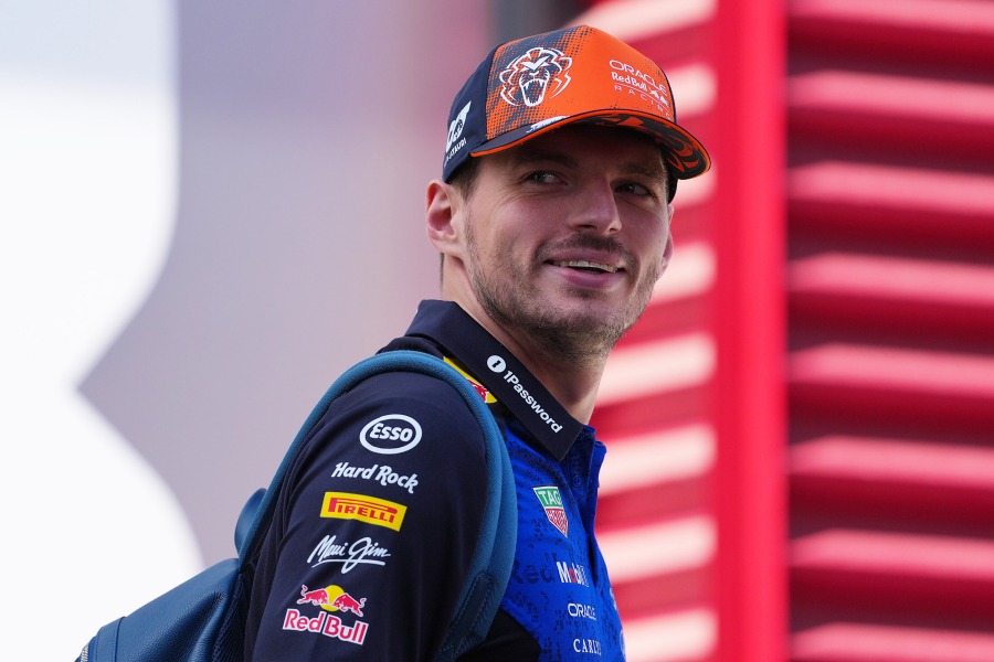 年俸121億2,000万円超へ　レッドブルF1がフェルスタッペン引き留め、ハジャー残留も