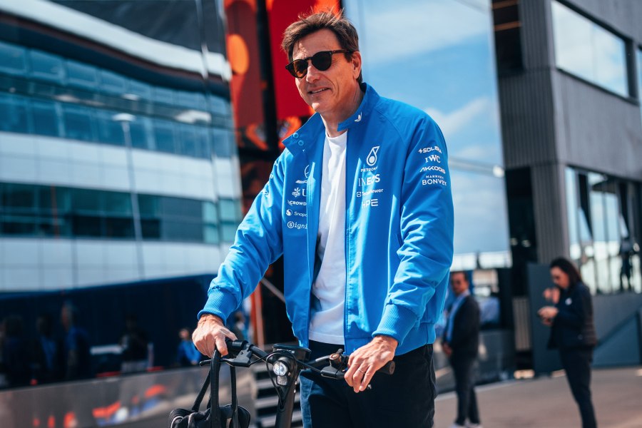 フェラーリの今季2勝はメルセデスの取りこぼし　ウォルフ代表「70～80ポイントを失った」