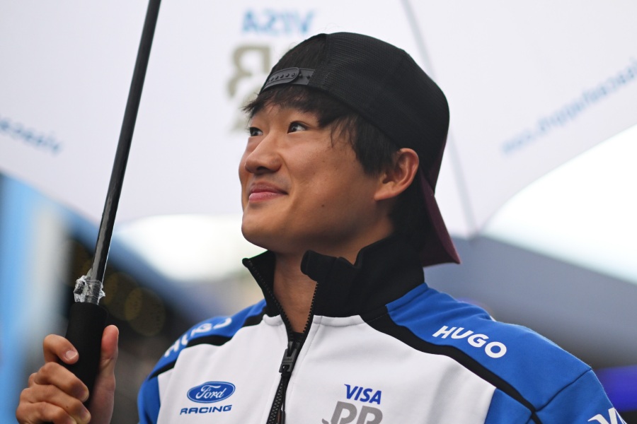 角田裕毅「僕を獲るべき、電話して！」2027年F1シート獲得へ猛アピール